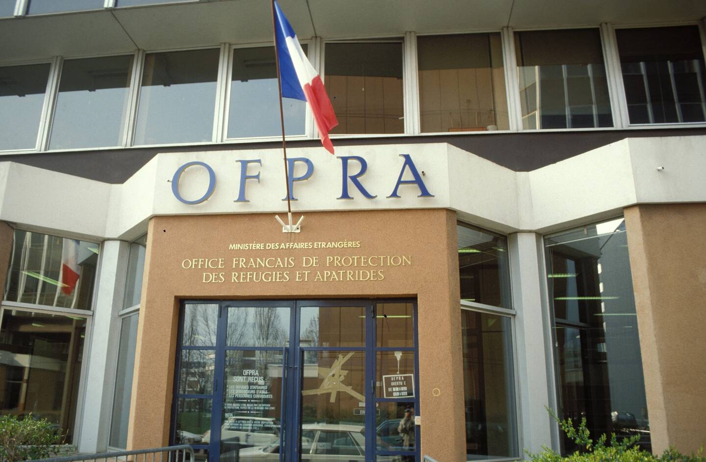 Le rôle de l’OFPRA dans la procédure d’asile et la protection des réfugiés en France